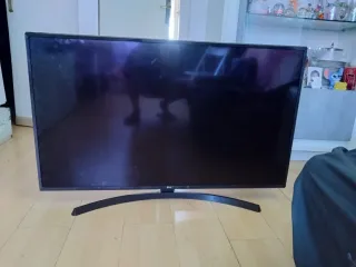 SMART TV, Para repuesto,  pantalla se quedo negra