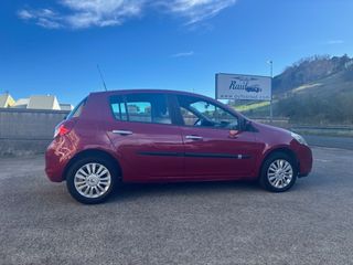 RENAULT CLIO 1.5DCI 2011