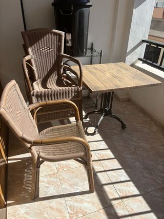 Mesa y 2 Sillas Terraza cuerda sintética