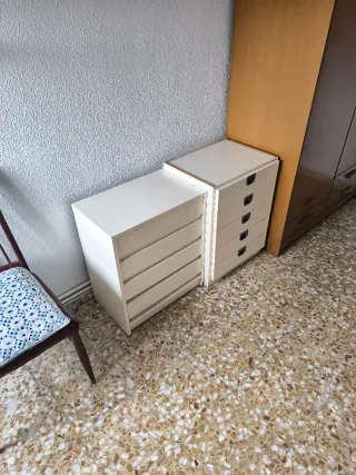 Muebles de habitación: Cómoda y Cajonera