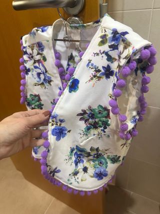 Traje de flamenca blanco con flores