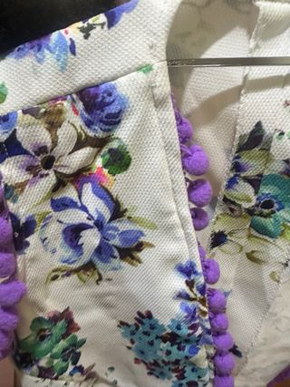 Traje de flamenca blanco con flores
