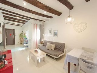 Piso en venta en El Raval en Barcelona