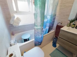 Piso en venta en El Raval en Barcelona