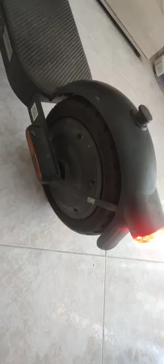Patinete eléctrico casi nuevo Xiaomi 4