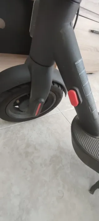 Patinete eléctrico casi nuevo Xiaomi 4