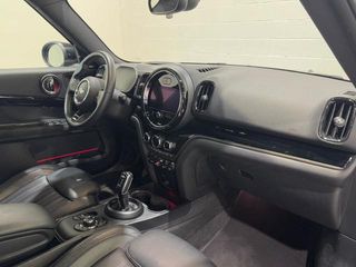 MINI MINI Countryman John Cooper Works 225 kW (306 CV)