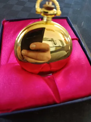 Reloj de Bolsillo Dorado Águila