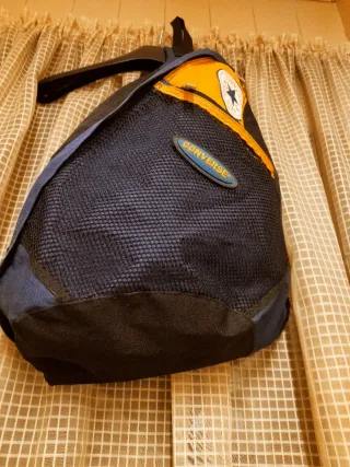 Mochila bandolera Converse original, años 90