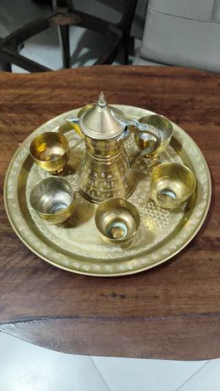 Set da caffè in stile arabo in ottone