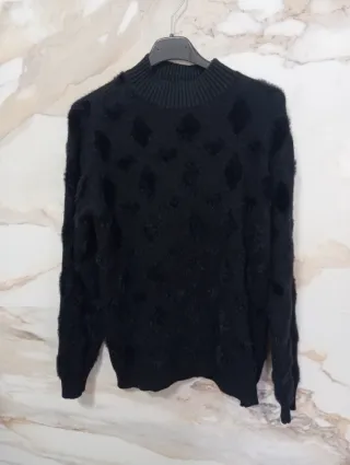 Jersey negro pelitos