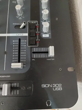 Mesa Mezclas Mark Sión 302 USB