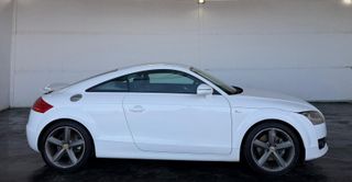 AUDI TT Coupé SLine 2.0TFSi 200CV 3PT 4PZ AÑO 2008