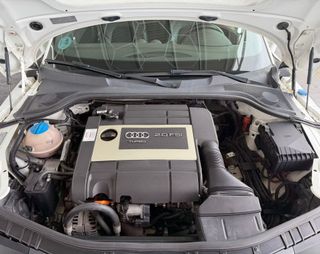 AUDI TT Coupé SLine 2.0TFSi 200CV 3PT 4PZ AÑO 2008