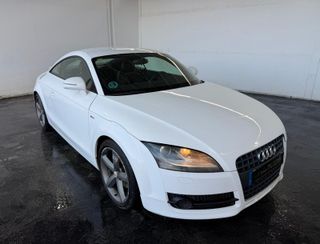 AUDI TT Coupé SLine 2.0TFSi 200CV 3PT 4PZ AÑO 2008