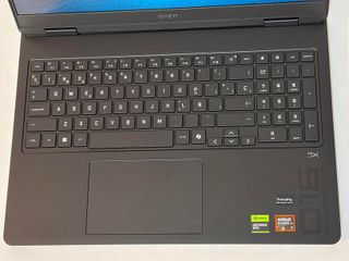 Portátil HP Omen 16-ap0000ns