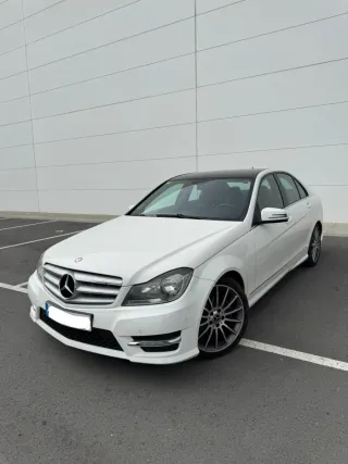 Mercedes-Benz Clase C 200 CDI AMG