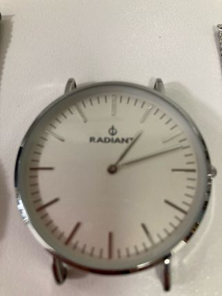 Reloj Radiant Plata y Blanco