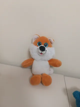 Peluches: Osos y Zorro