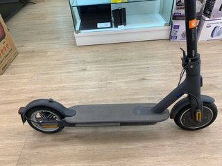 Xiaomi Mi Electric Scooter 3