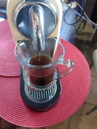 Cafetera Nespresso DeLonghi Citiz Crema