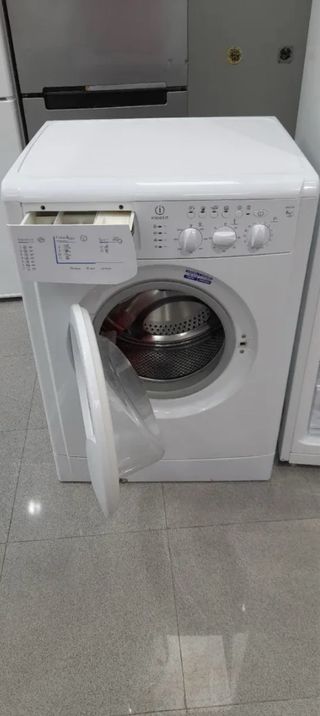 Lavadora Indesit 6 kg