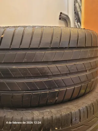 Llantas 235/45 R17 VW