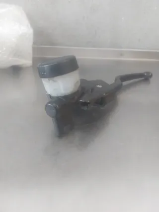 Bomba Embrague BMW K1200R 2006