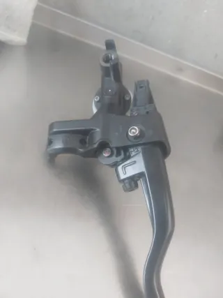 Bomba Embrague BMW K1200R 2006