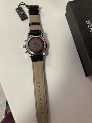 Reloj Benyar Negro