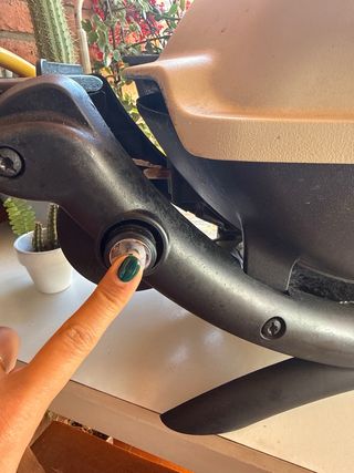 Barbacoa Weber Q1200 Beige/Negra