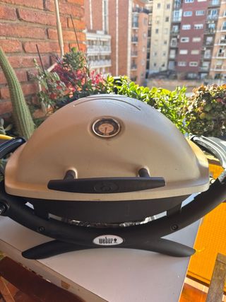 Barbacoa Weber Q1200 Beige/Negra