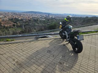 KAWASAKI Z750R