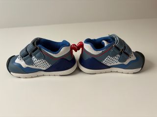 Zapatilla Biomecanics niño T.19