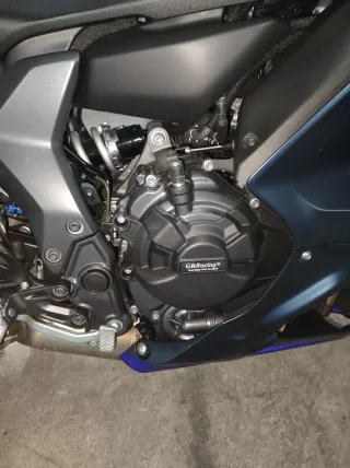 Yamaha R7 A2