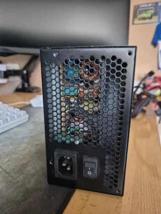 Fuente de Alimentación PRO