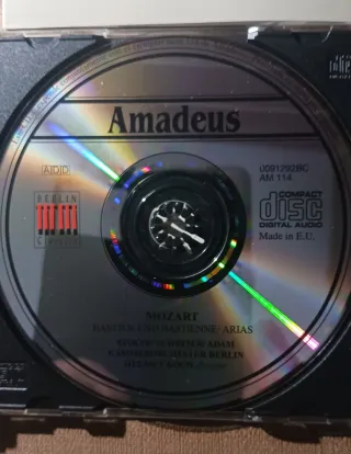 Mozart: Bastien und Bastienne - Amadeus