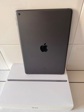 iPad 8ª Gen Negro 132gb, con caja y cargador