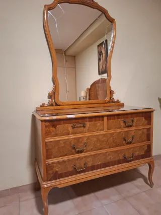 Cómoda y Mesitas de Noche Madera y Cristal