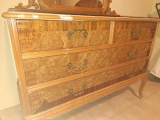 Cómoda y Mesitas de Noche Madera y Cristal