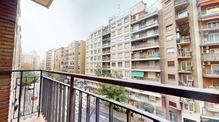 Piso en alquiler en Paseo Sagasta en Zaragoza