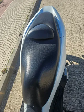 Honda PCX 125 Blanca Scooter