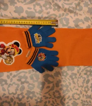 Conjunto Bufanda y Guantes Mickey Mouse
