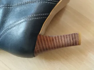 Botas altas negras talla 38