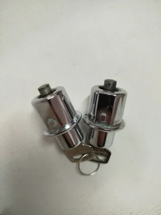 Bombines Puertas delanteras Simca 1000 y 900