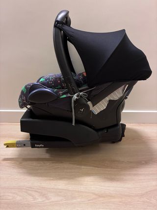 Maxi-Cosi para bebé con base + funda y reductor