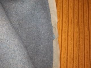 Coperta singola azzurra in lana