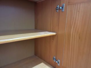 Mueble de Comedor de Madera