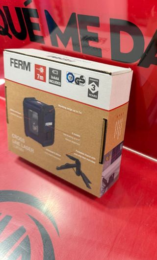 Nivel Laser + Tripode / Ferm Cross Line Laser.