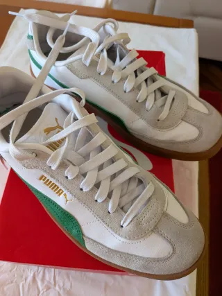 Zapatillas Puma Blancas y Verdes